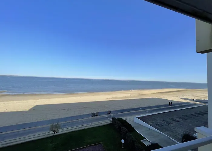 T2 Proche Centre Avec Terrasse Et Parking Sous-terrain - Fr-1-474-11 アルカション